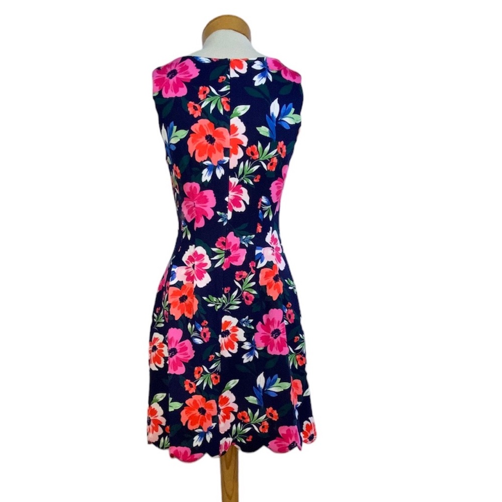 NWT Vince Camuto 6 Scalloped Edge Floral Dress - Picture 4 of 7